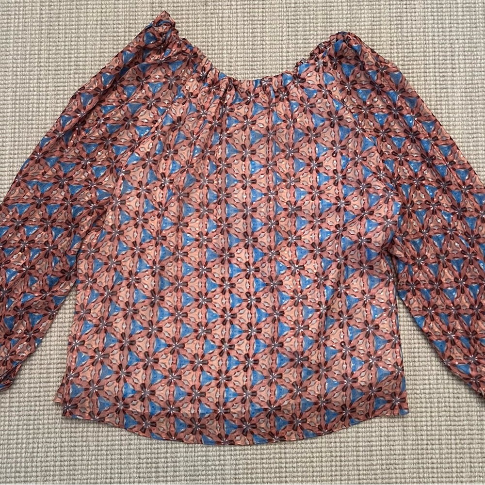 Geometric Patterned Women's Top